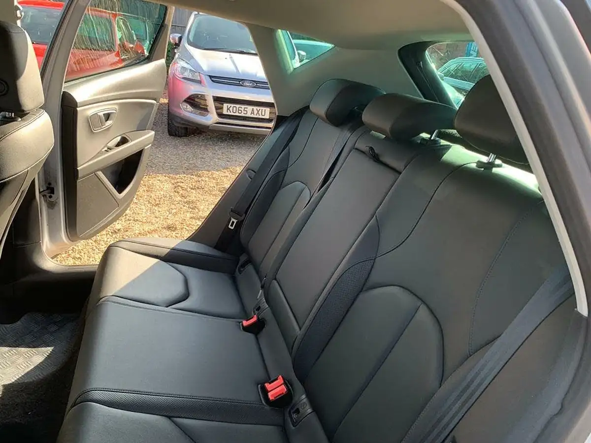 2019-seat-leon-15-tsi-evo-xcellence-130ps-ss-hatchback-big-39