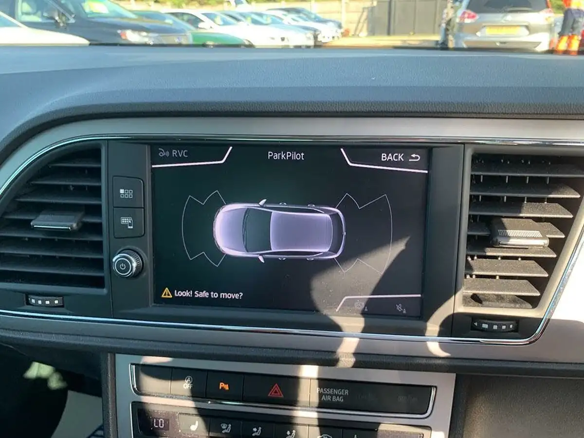 2019-seat-leon-15-tsi-evo-xcellence-130ps-ss-hatchback-big-15