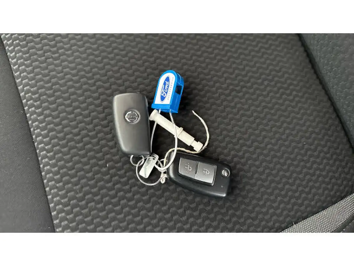 2020-nissan-qashqai-13-dig-t-acenta-premium-160ps-dct-big-19