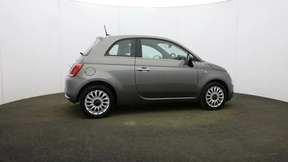 2022-fiat-500-10-dolcevita-big-45