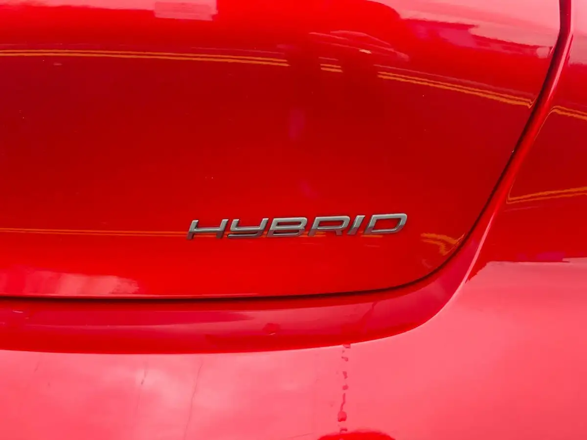 2024-peugeot-208-12-puretech-allure-hybrid-e-dsc6-big-25