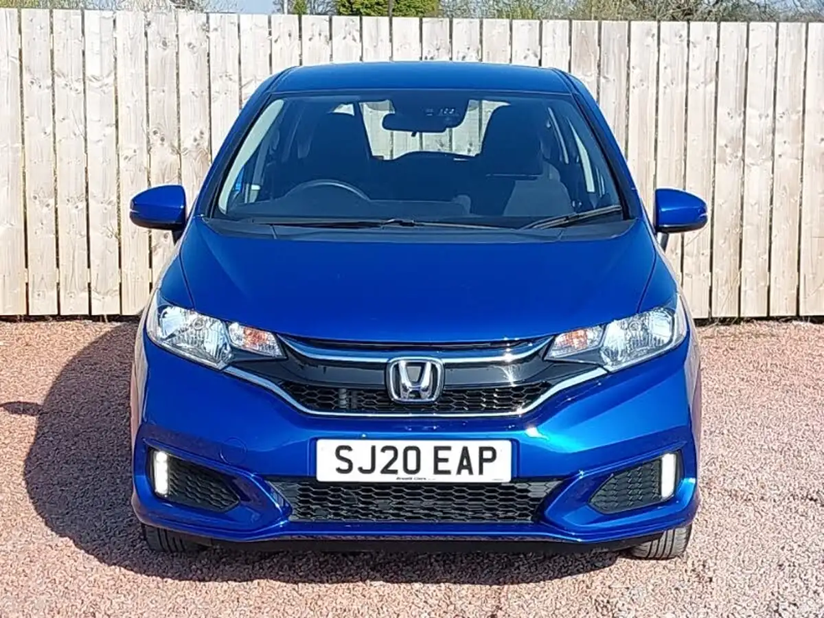 2020-honda-jazz-13-i-vtec-s-big-17