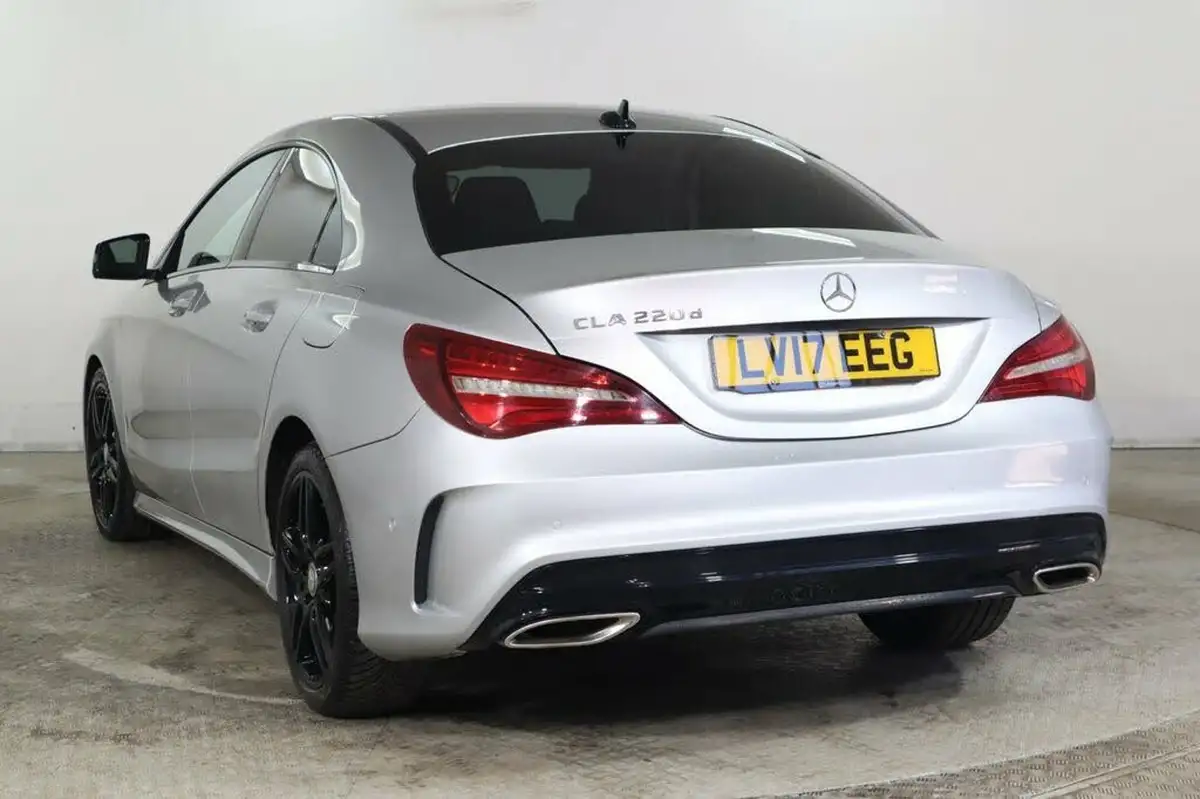 2017-mercedes-benz-cla-21d-cla-220-amg-line-coupe-4d-big-5