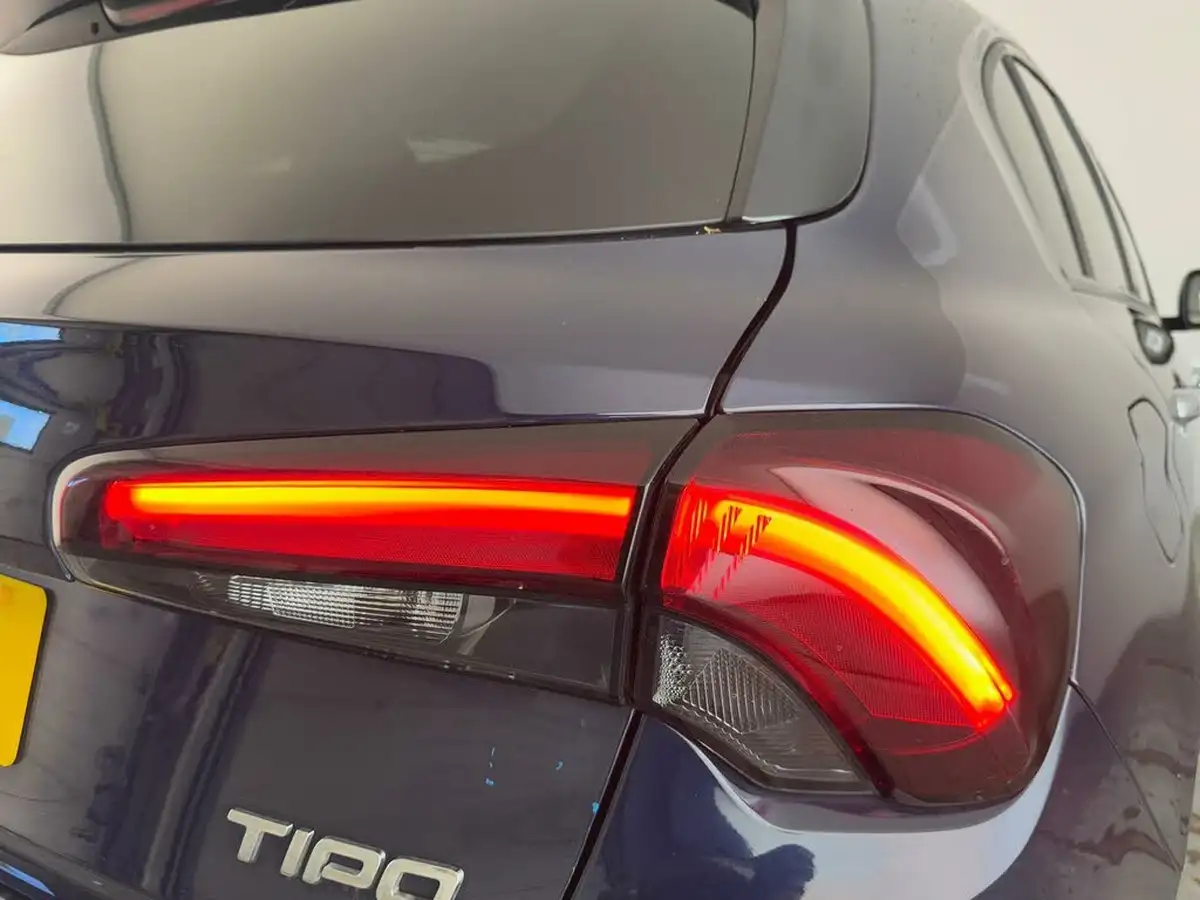 2021-fiat-tipo-10-life-hatchback-big-30