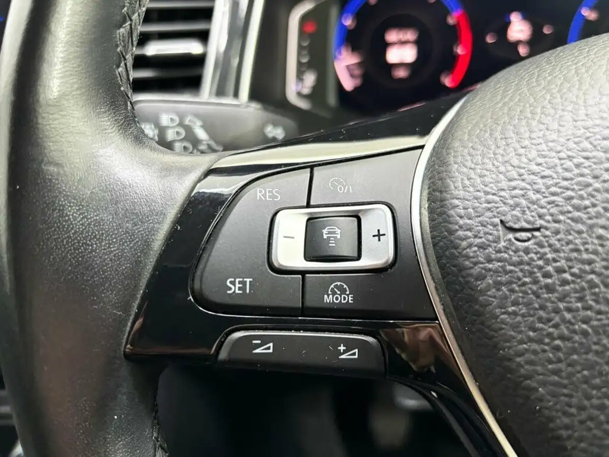 2018-volkswagen-t-roc-15-tsi-sel-ss-big-17