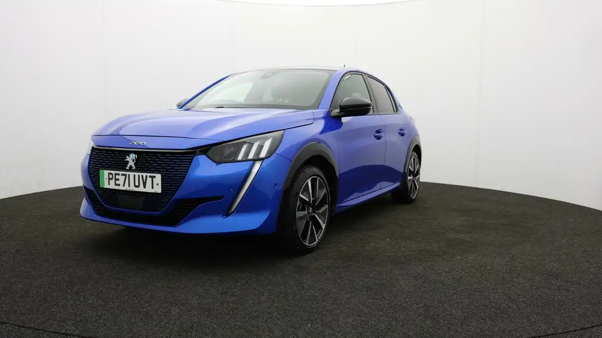 2021-peugeot-208-e-gt-50kwh-big-51