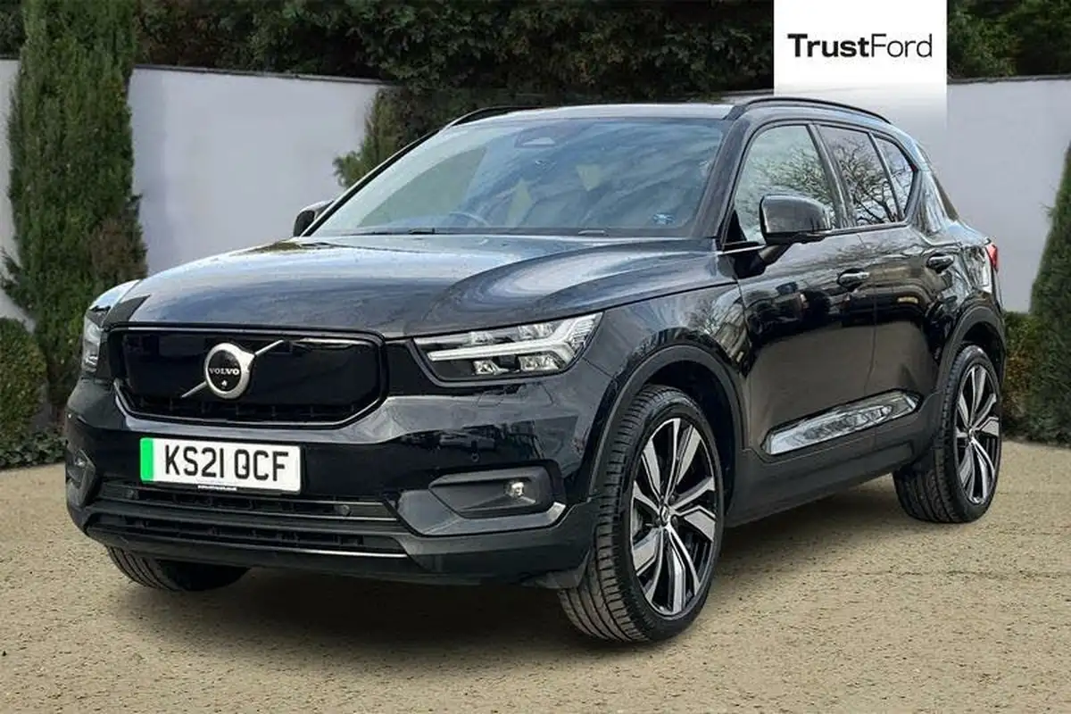 2021-volvo-xc40-e-p8-first-edition-big-4