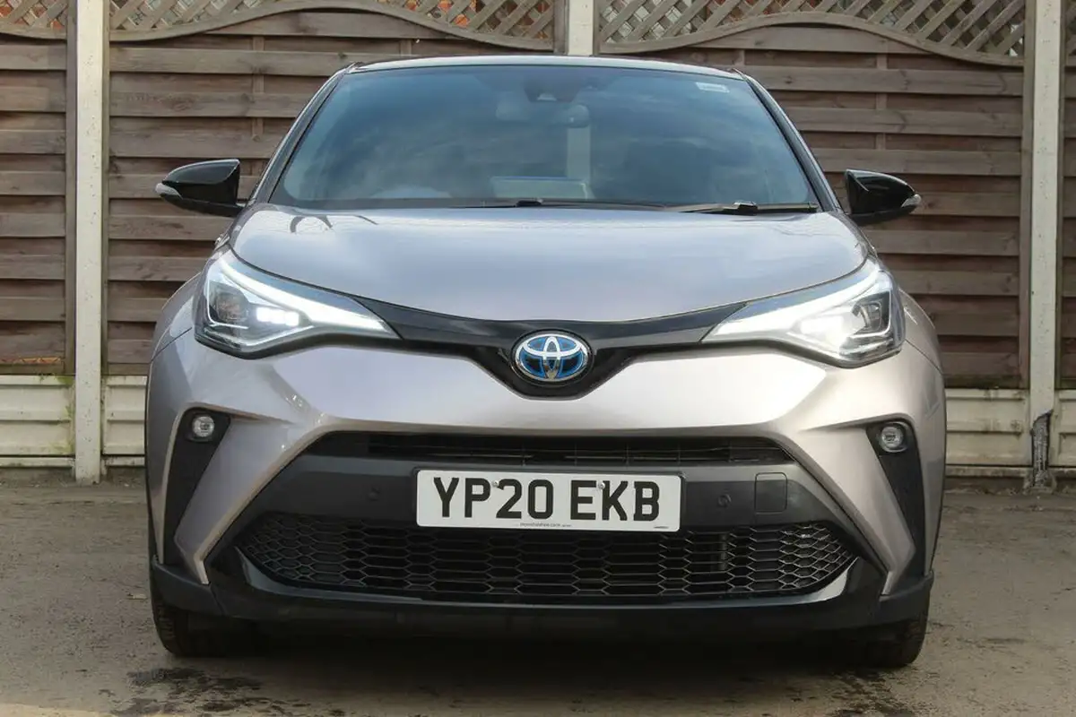 2020-toyota-c-hr-18-vvt-i-dynamic-big-3