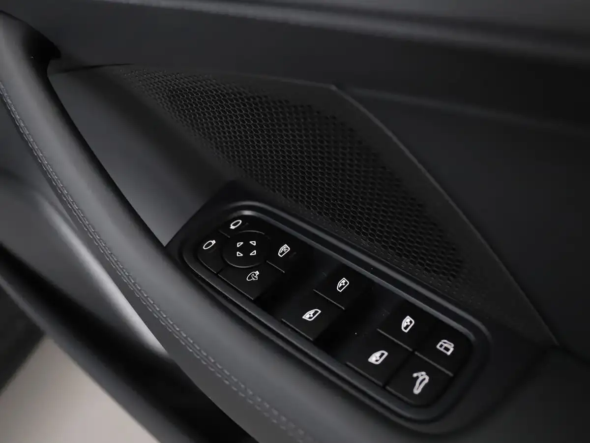 2024-porsche-panamera-30-4-e-hybrid-470ps-hatchback-big-35
