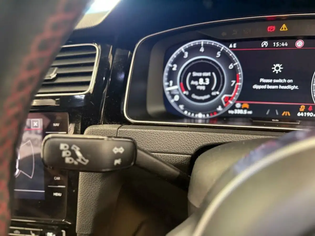 2019-volkswagen-golf-20-tsi-gti-performance-5d-big-28