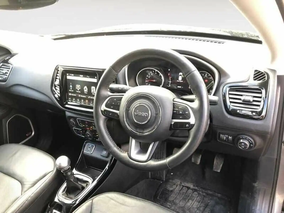 2020-jeep-compass-14-multiair-ii-limited-138bhp-big-3