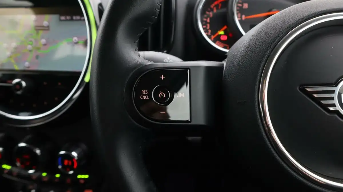 2022-mini-countryman-15-cooper-classic-premium-auto-big-26