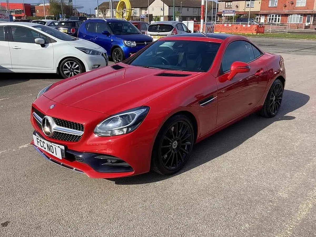 2016-mercedes-benz-slc-20-slc200-amg-line-9g-tronic-big-4