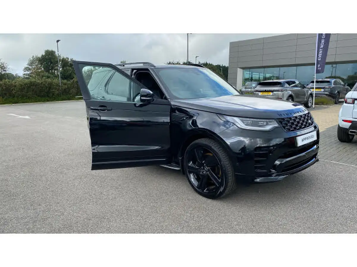 2024-land-rover-discovery-30-d350-dynamic-hse-big-29