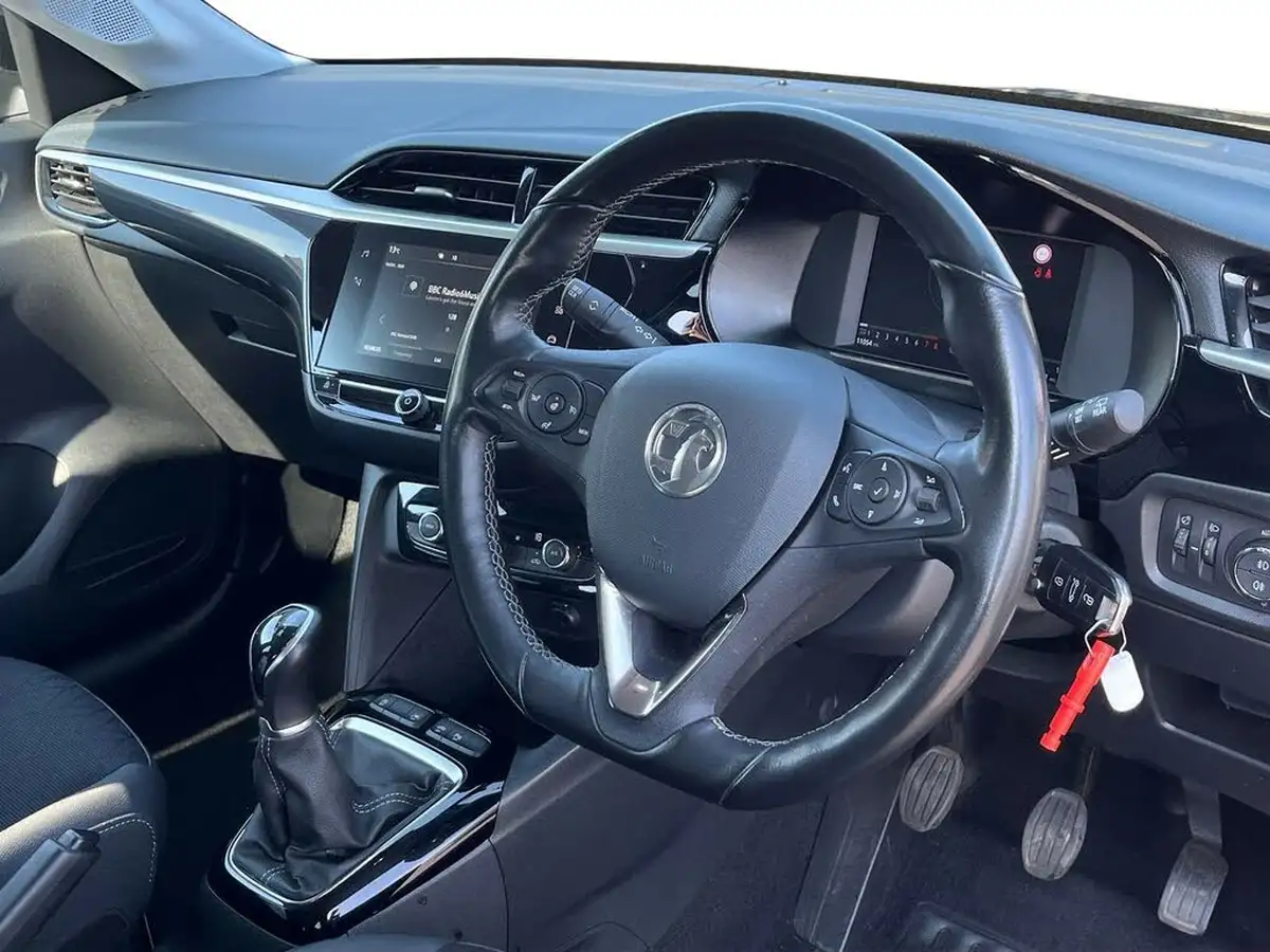 2022-vauxhall-corsa-12i-elite-edition-big-4