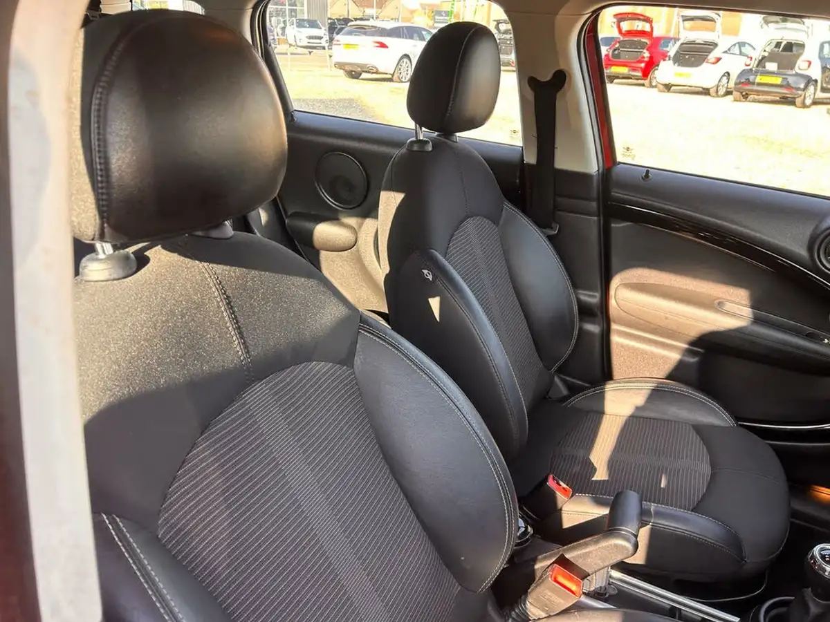 2014-mini-countryman-16-cooper-pepper-big-29