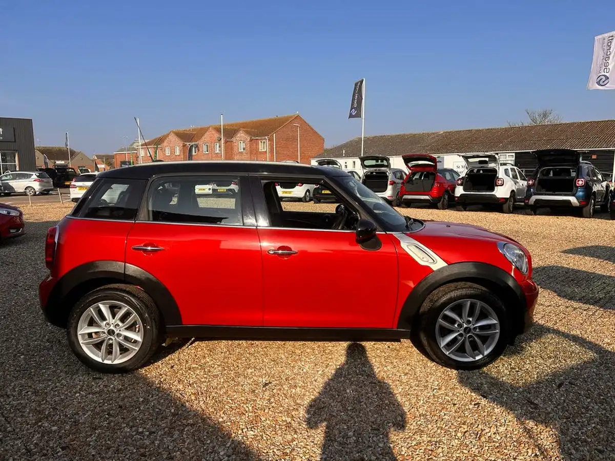 2014-mini-countryman-16-cooper-pepper-big-5