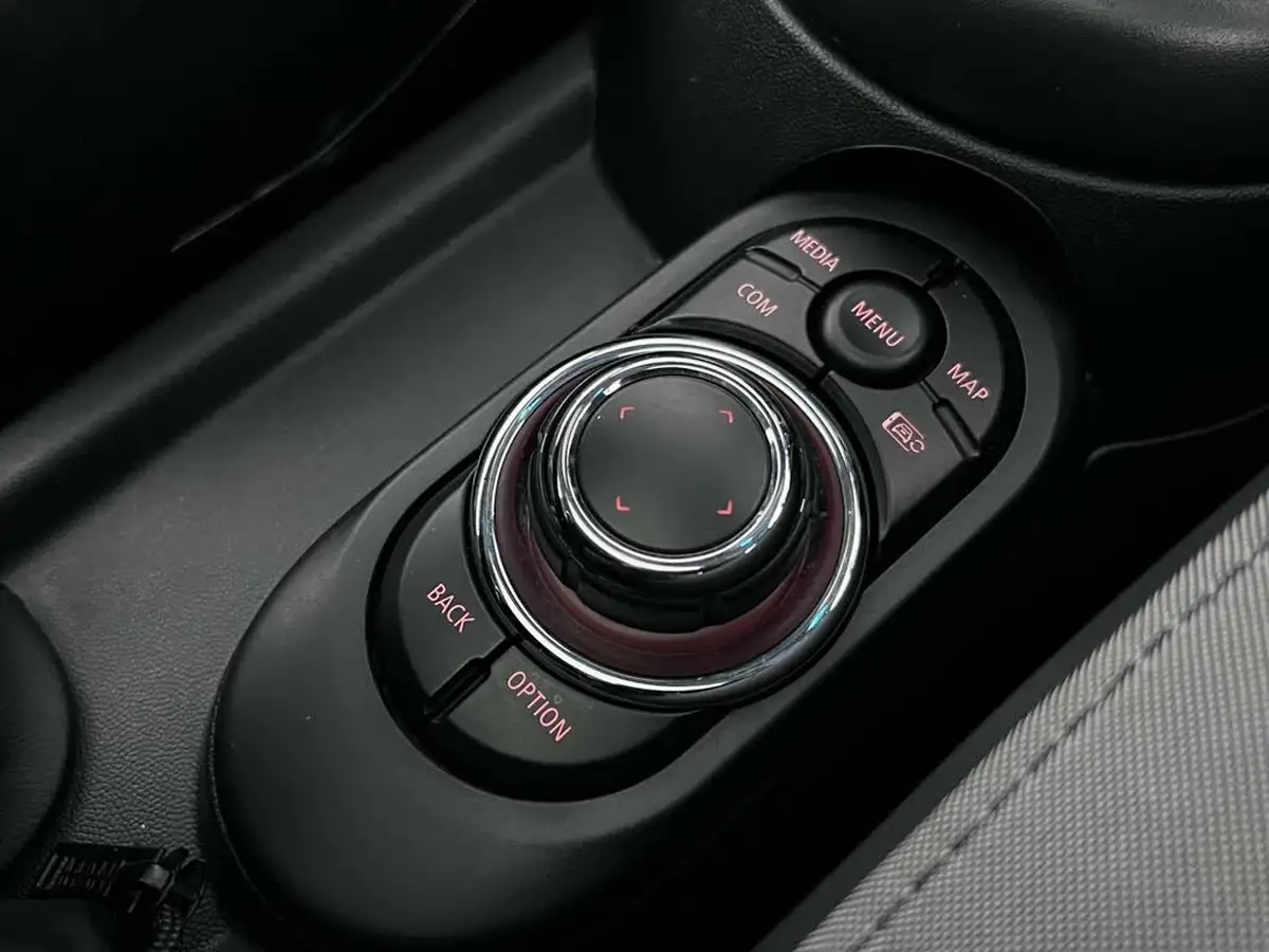 2022-mini-cooper-20-cooper-s-sport-premium-hatchback-3d-auto-big-20