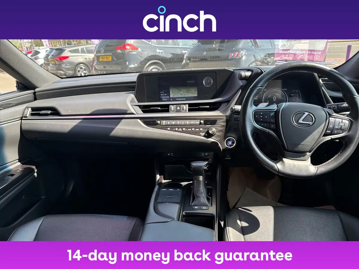 2020-lexus-es-300h-25-es-215bhp-rear-privacy-glass-big-10