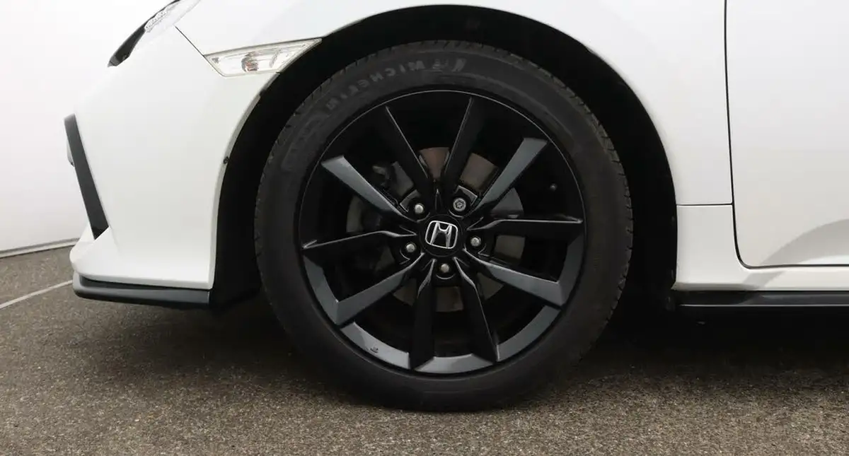 2021-honda-civic-15-vtec-turbo-sport-ss-big-18