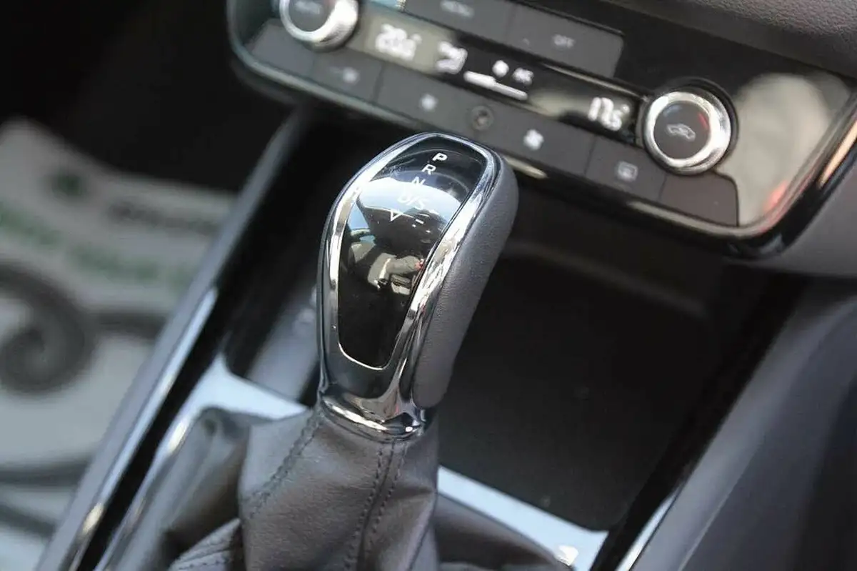 2024-skoda-scala-10-tsi-se-l-116ps-dsg-big-14