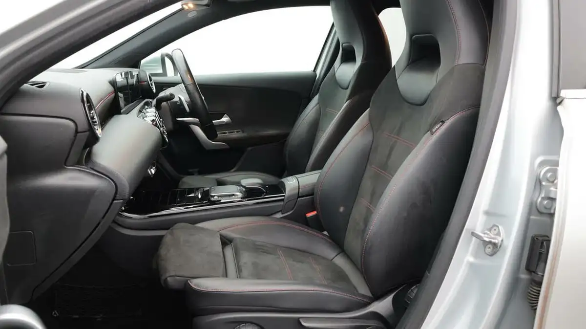 2020-mercedes-benz-a-class-13-a200-amg-line-hatchback-5d-7g-dct-big-14