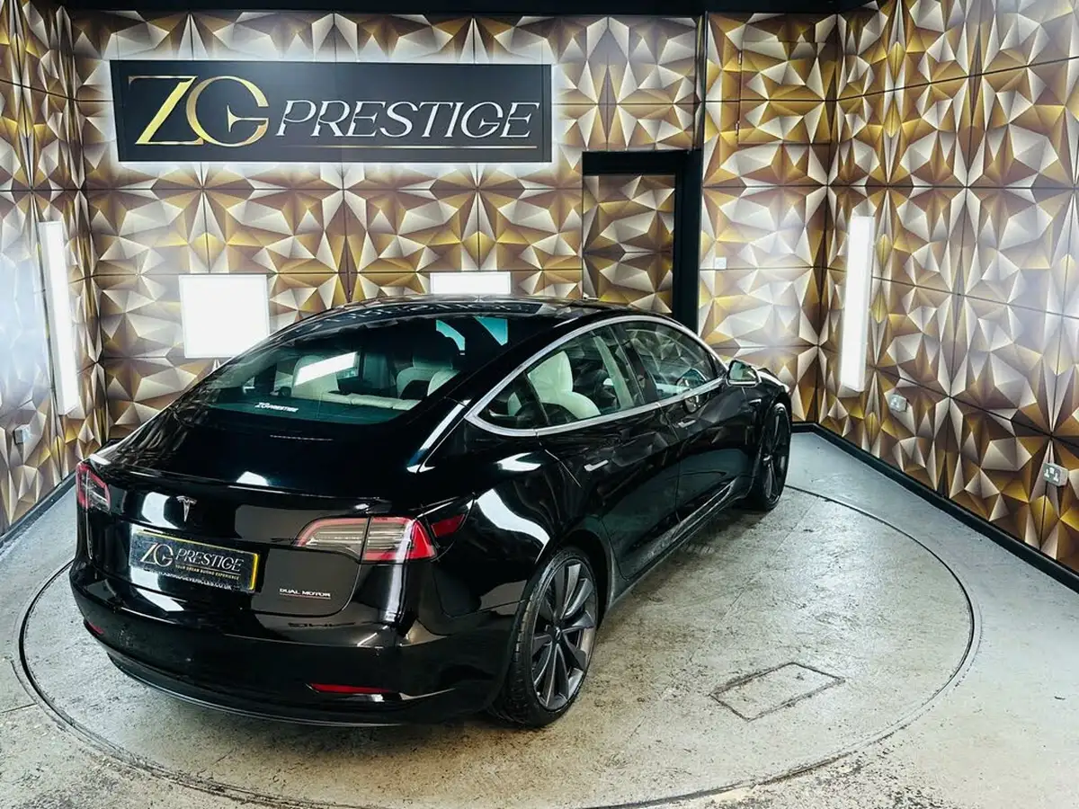 2019-tesla-model-3-e-4x4-performance-pack-big-37