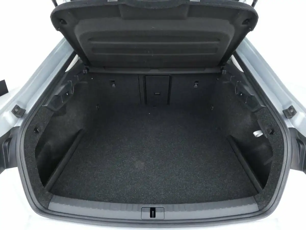 2021-skoda-octavia-big-21