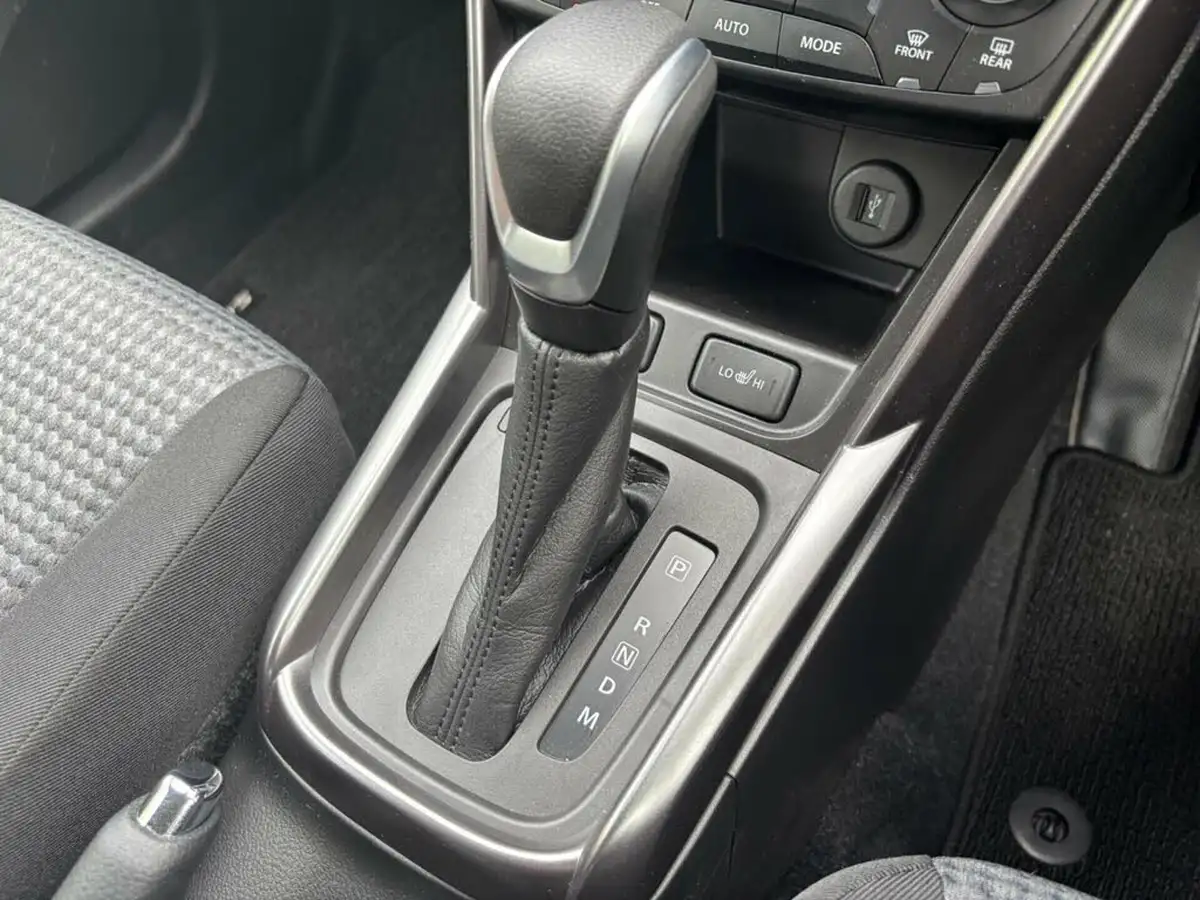 2024-suzuki-s-cross-15-motion-big-25