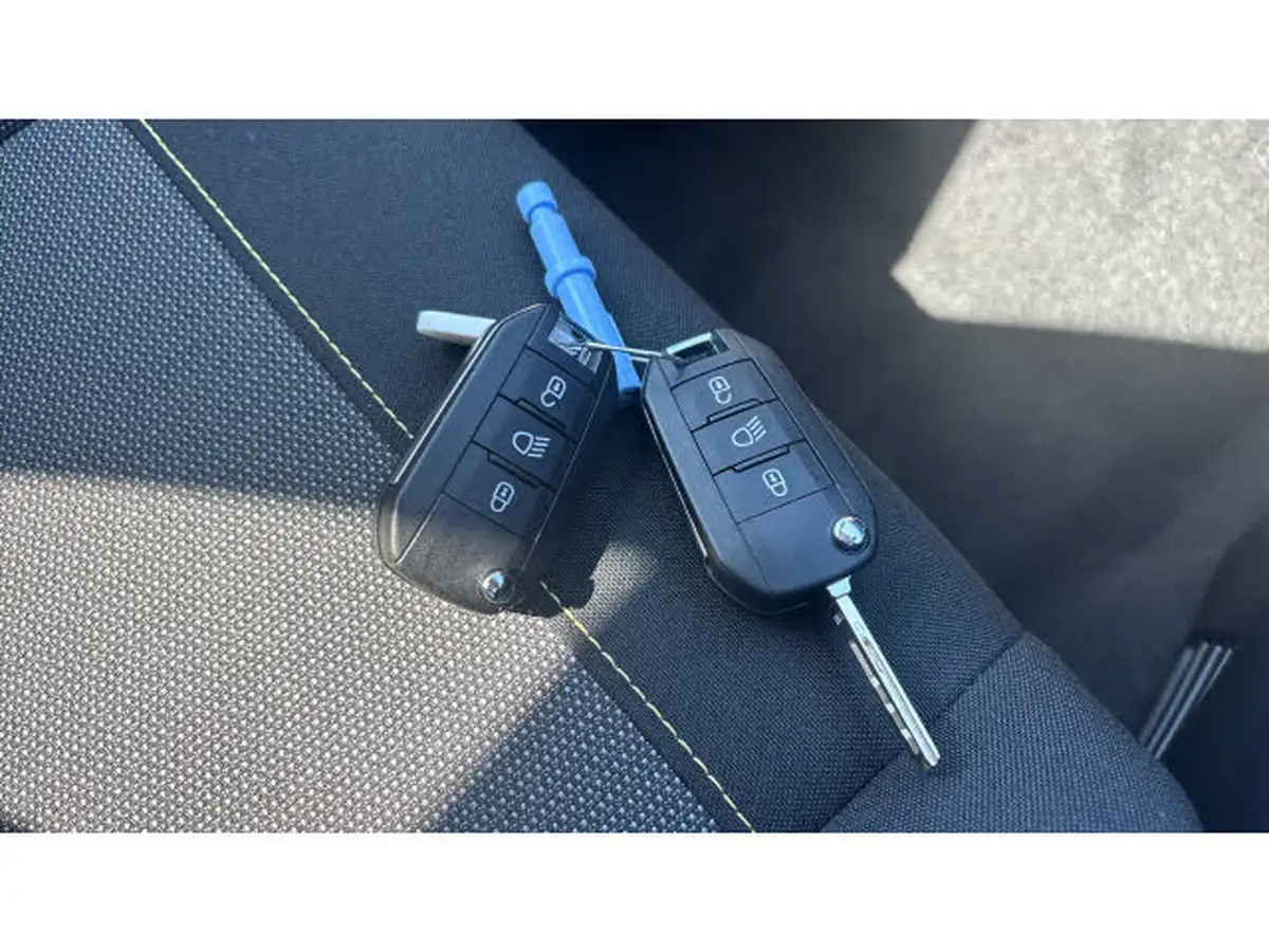2022-citroen-c3-12-puretech-c-series-edition-83ps-ss-big-19