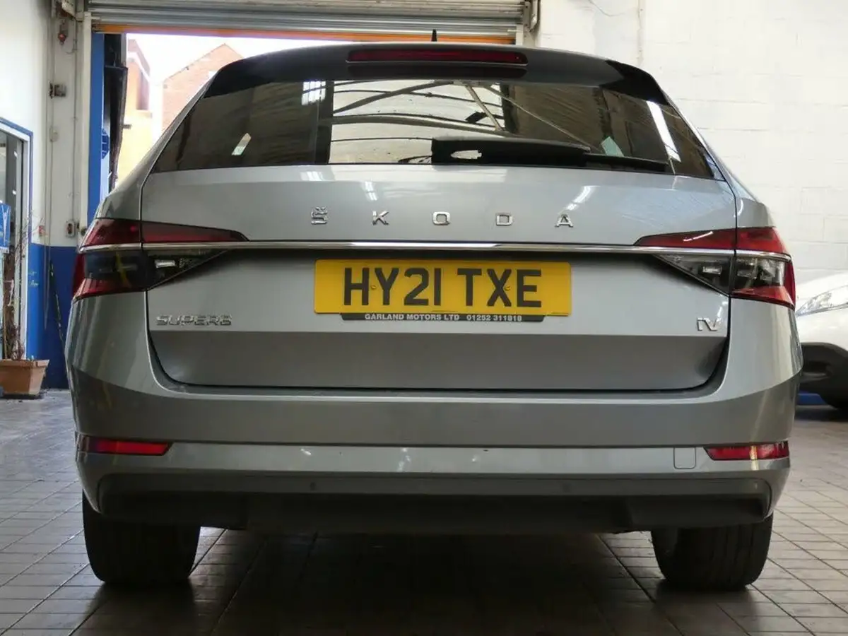 2021-skoda-superb-14-tsi-se-l-estate-big-16