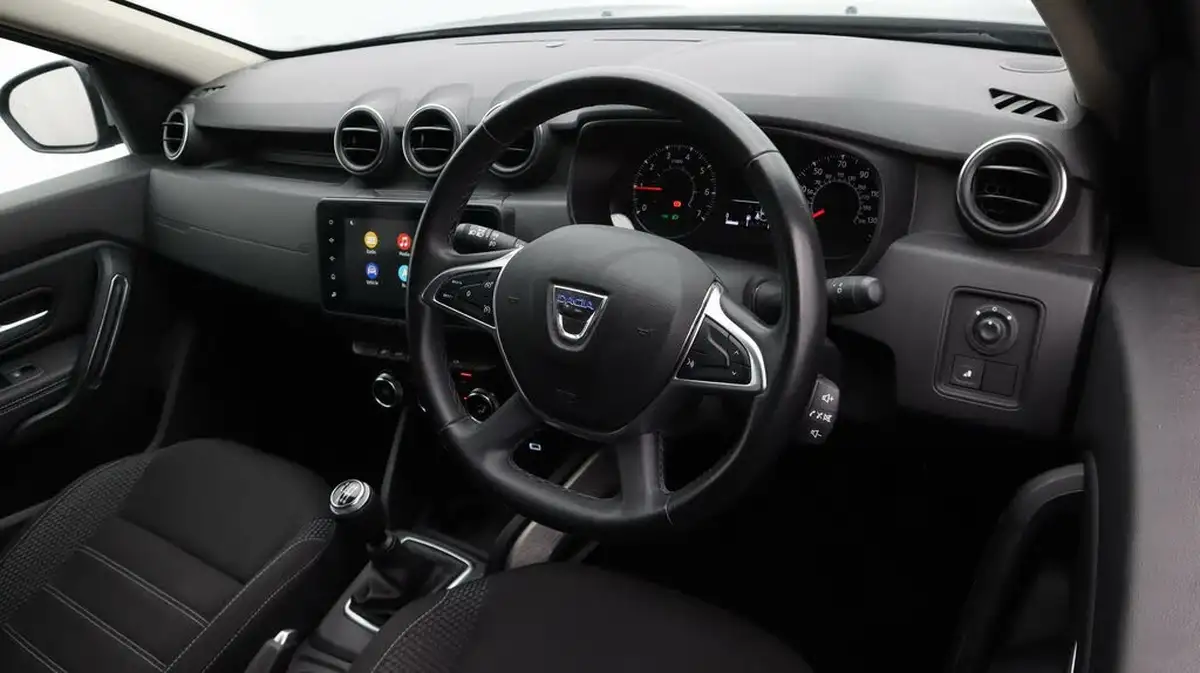 2021-dacia-duster-09-tce-prestige-big-9