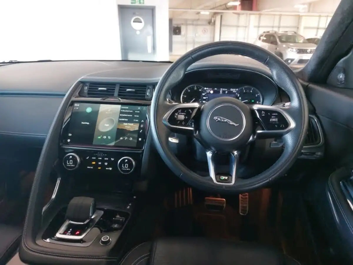 2021-jaguar-e-pace-20-p200-r-dynamic-s-big-14