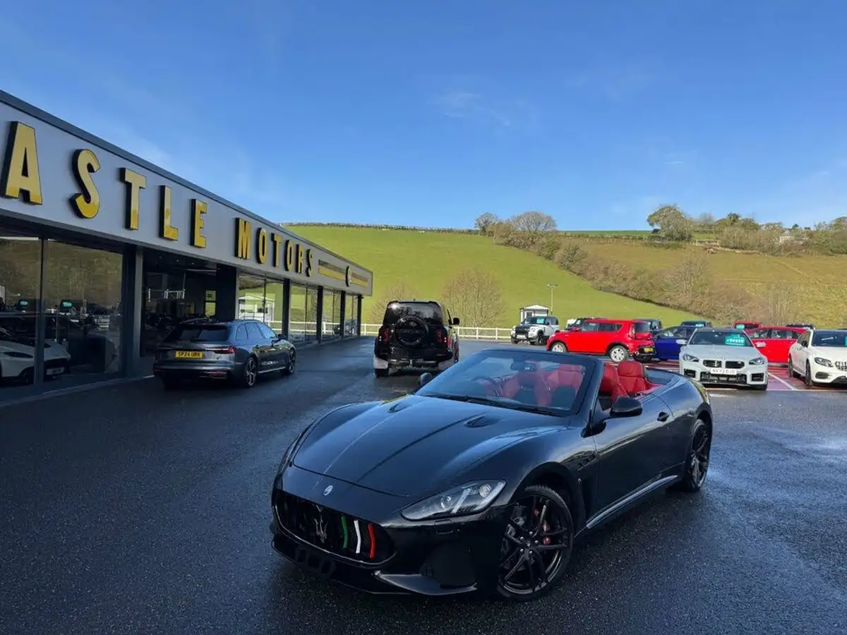 2020-maserati-grancabrio-47-mc-big-20