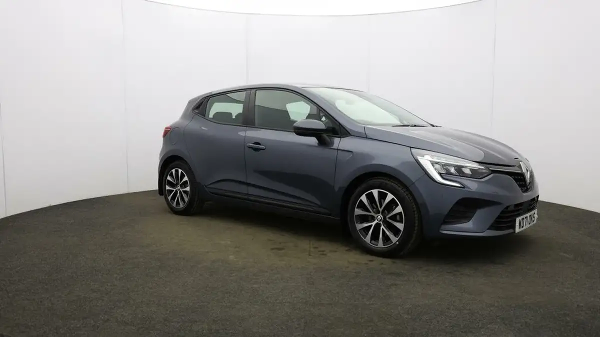 2022-renault-clio-16-iconic-big-38