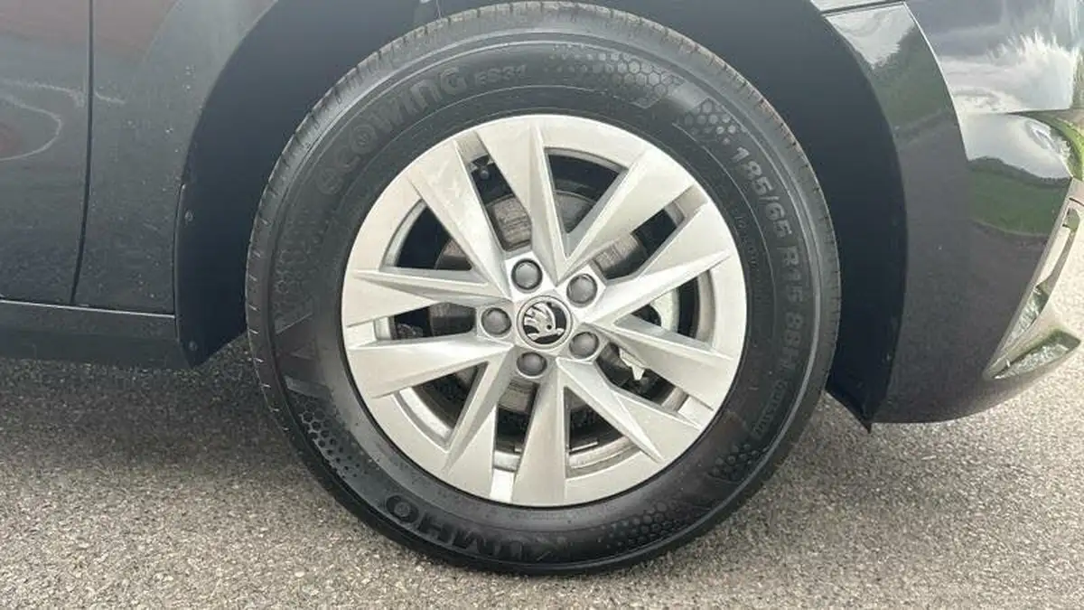 2024-skoda-fabia-10-mpi-se-comfort-big-8
