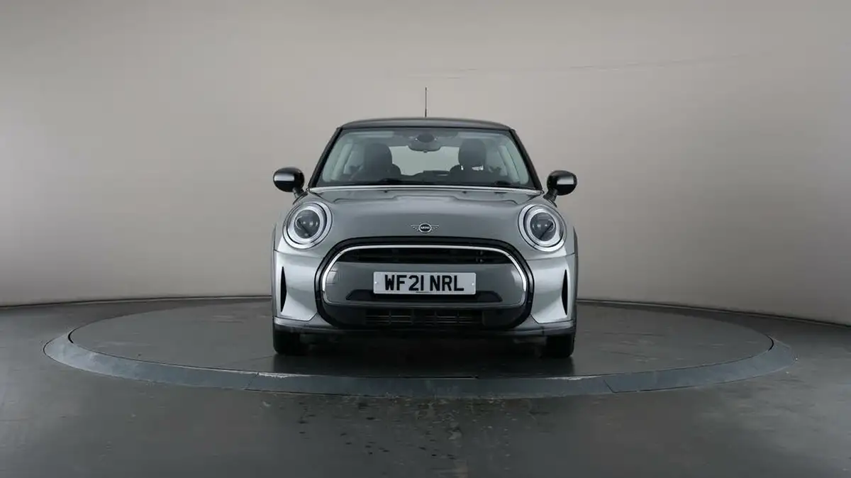 2021-mini-cooper-15-cooper-classic-hatchback-3d-big-2