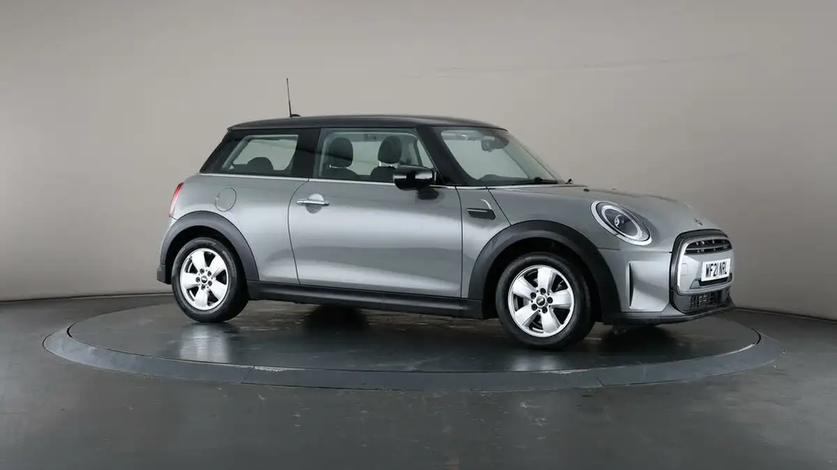 2021-mini-cooper-15-cooper-classic-hatchback-3d-big-44