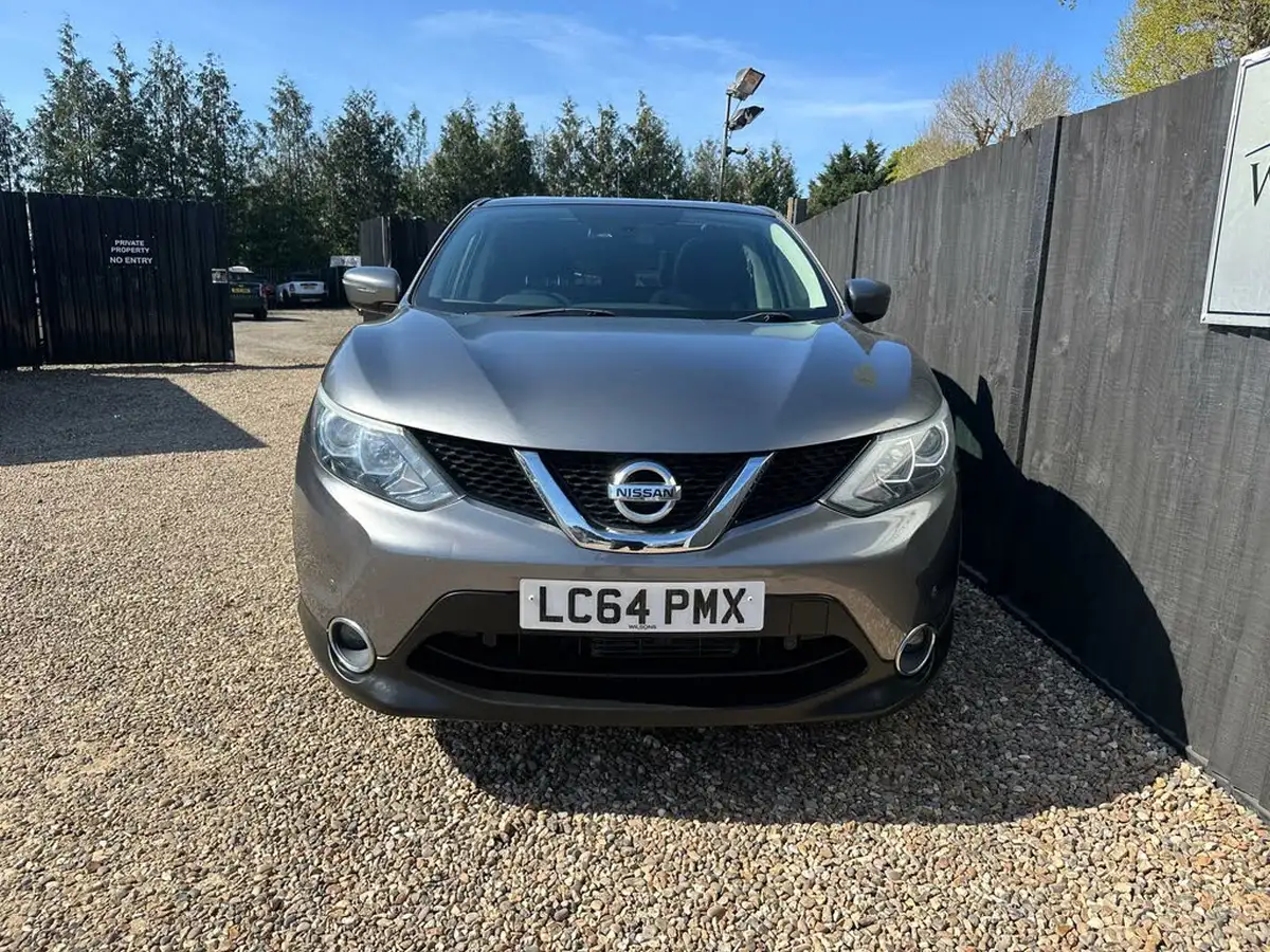 2014-nissan-qashqai-16dci-acenta-premium-xtronic-cvt-big-4