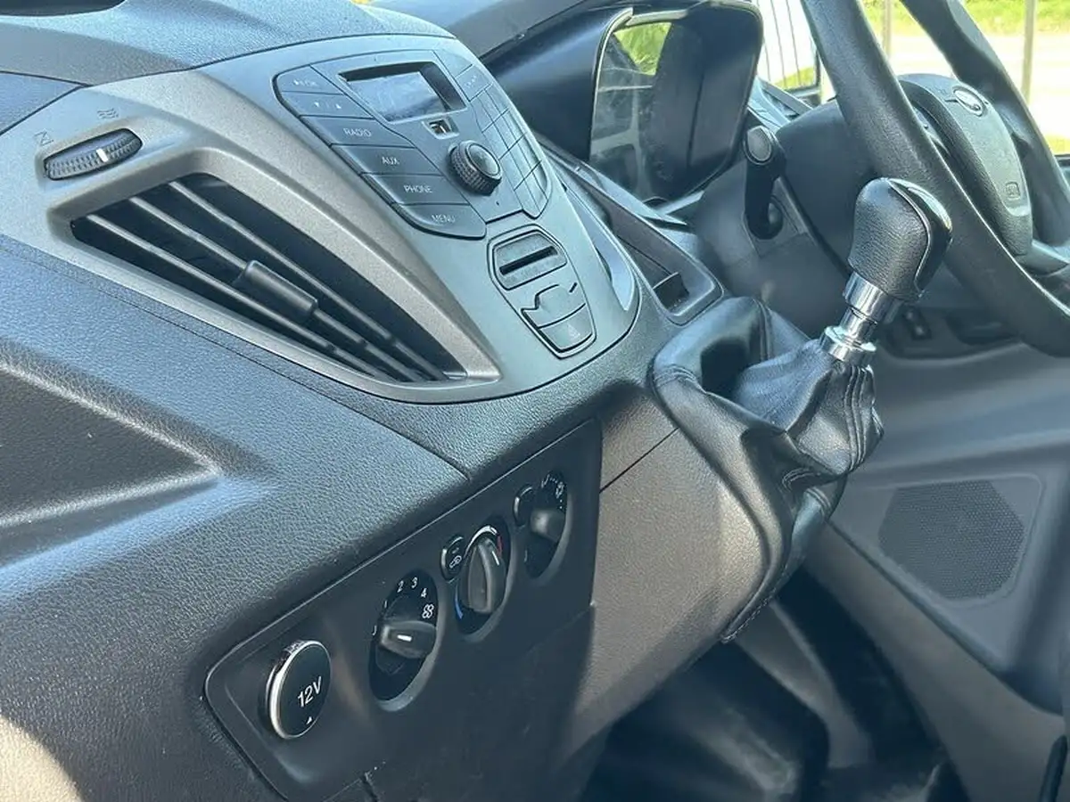 2016-ford-transit-custom-22tdci-290-l1h2-100ps-econetic-panel-van-big-10