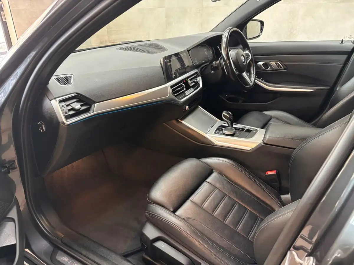 2021-bmw-3-series-20-330e-m-sport-tech-packpro-pack-saloon-4d-big-40