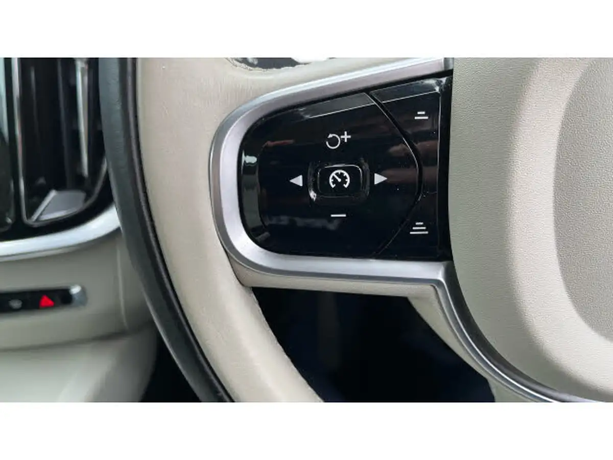2018-volvo-v60-20td-d4-momentum-pro-geartronic-big-25