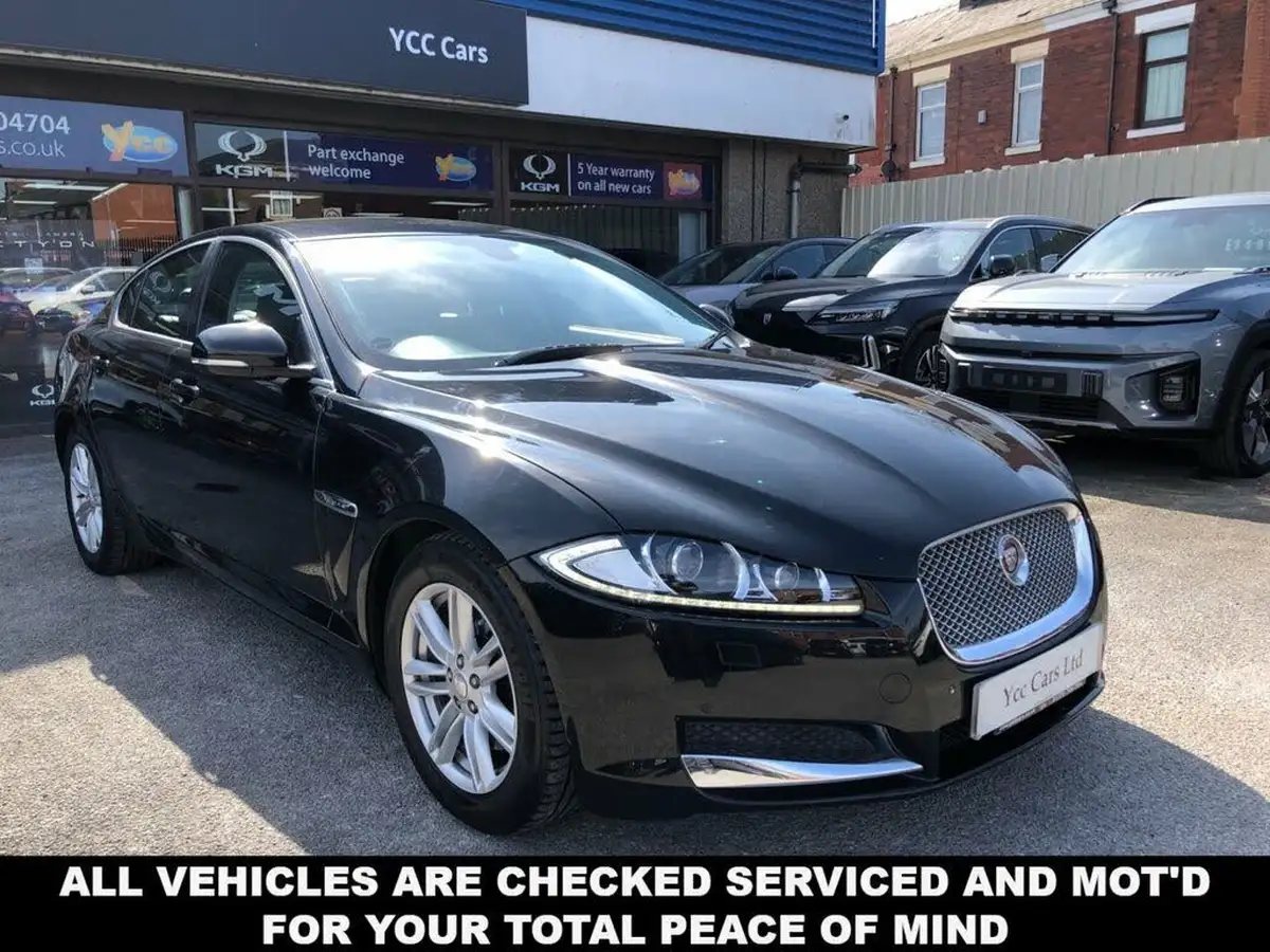 2015-jaguar-xf-22td-luxury-163ps-saloon-4d-big-2
