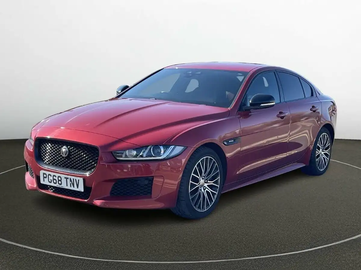 2019-jaguar-xe-20i-landmark-200ps-big-4