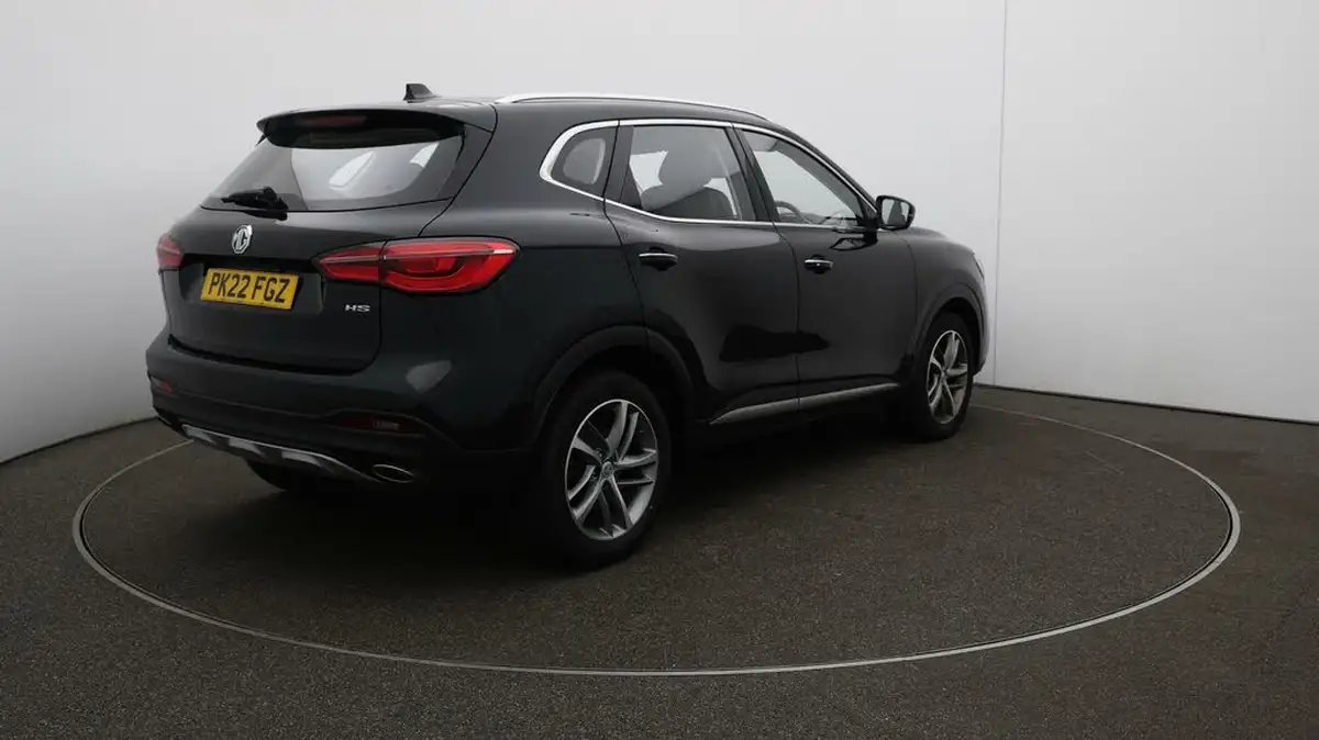 2022-mg-hs-15t-gdi-excite-162ps-big-7