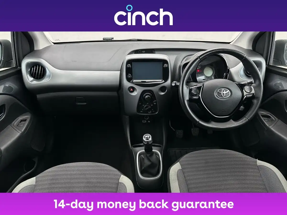 2019-toyota-aygo-10-vvt-i-x-play-big-10