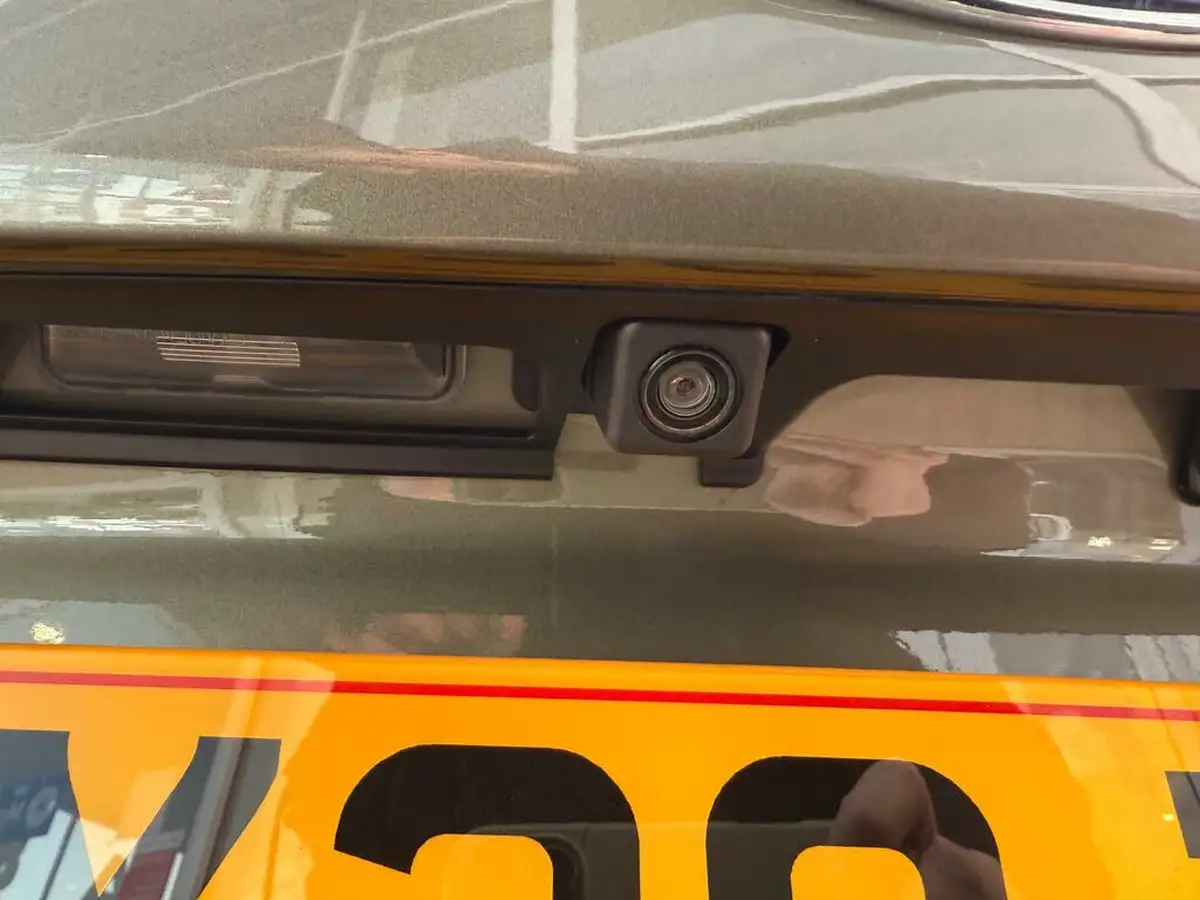 2024-subaru-outback-25i-touring-big-6