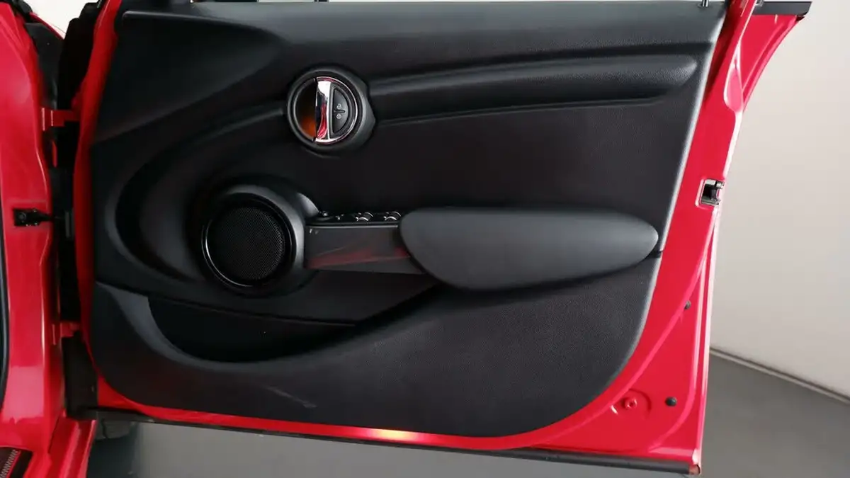 2019-mini-cooper-15-cooper-sport-hatchback-5d-auto-big-15