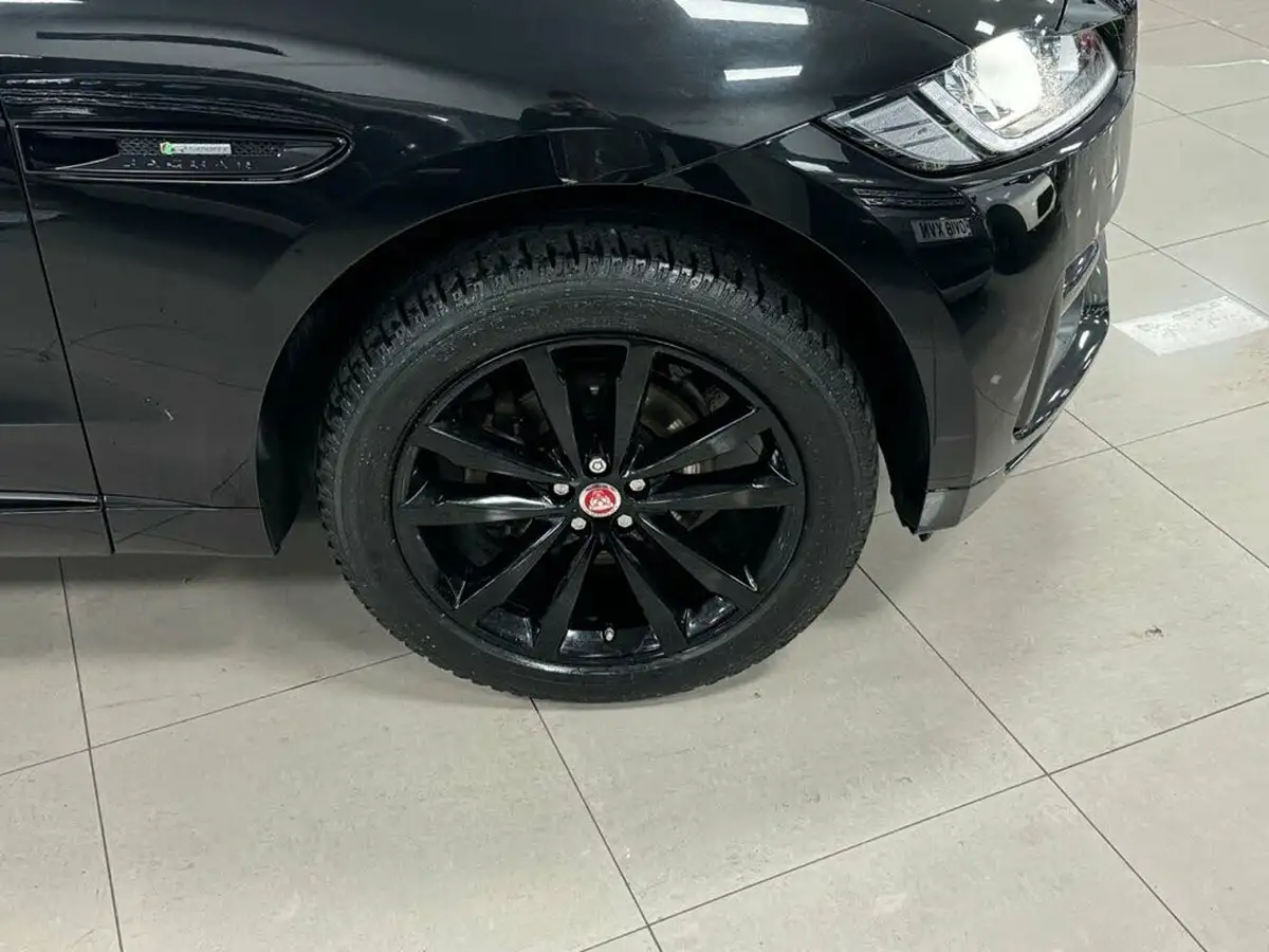 2016-jaguar-f-pace-20-i4d-r-sport-awd-auto-big-69