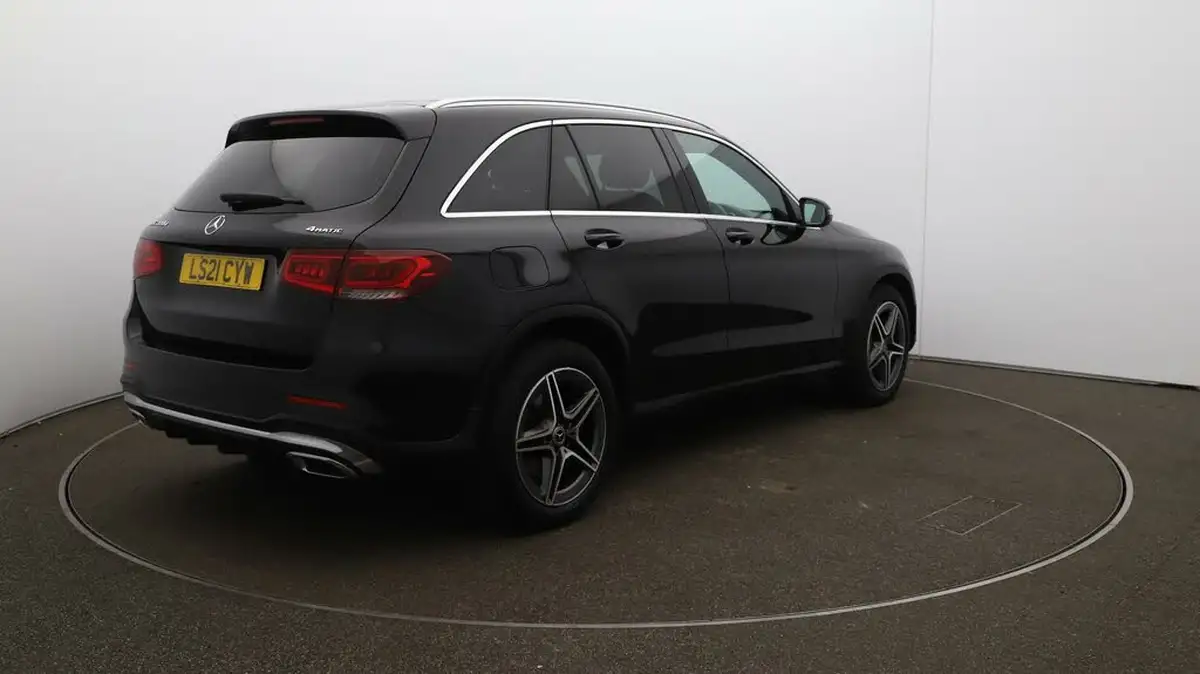 2021-mercedes-benz-glc-class-20d-glc220d-amg-line-station-wagon-5d-1950cc-4matic-plus-big-45